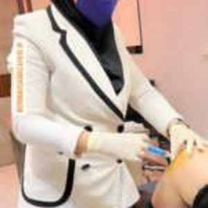 mahsa mazaheri ozon salon (5) سالن دکتر مهسا مظاهری - بهترین سالن اوزون تراپی در اصفهان