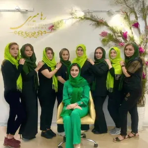 raha miri fibroz salon (1) سالن فیبروز رها میری - بهترین سالن فیبروز ابرو در تهران