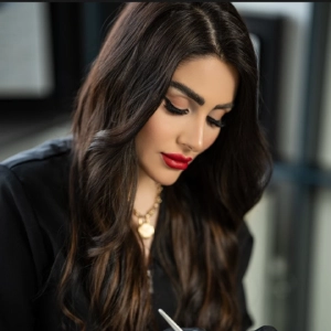 amina bagheri fibroz salon سالن آمینا باقری - بهترین سالن فیبروز ابرو در شیراز