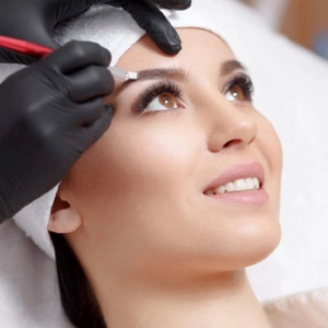 sara gholami fibroz salon (4) سالن سارا غلامی - بهترین سالن فیبروز ابرو در شیراز