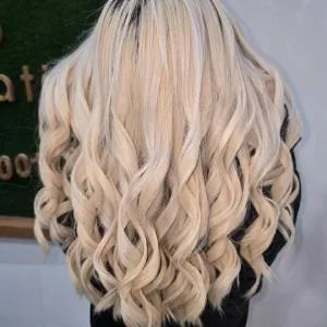 Arezoo hair extension saoln (4) سالن اکستنشن مو آرزو براتی بهترین سالن اکستنشن مو در شمال تهران