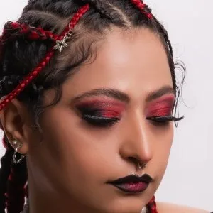 Nilia beauty salon (4) سال زیبایی نیلیا بهترین سالن زیبایی در قزوین