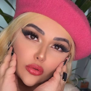 meina lift salon (3) سالن لیفت مژه و ابرو ملینا بهترین سالن لیفت مژه و ابرو در شمال تهران