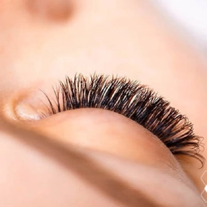 مژه کار نازنین- بهترین مژه کار در جنوب تهران ‍