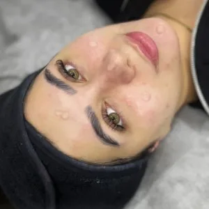 pooneh beauty salon (3) سالن زیبایی پونه بهترین سالن زیبایی در قزوین