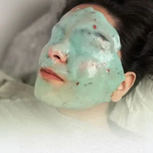 pooneh beauty salon (4) سالن زیبایی پونه بهترین سالن زیبایی در قزوین