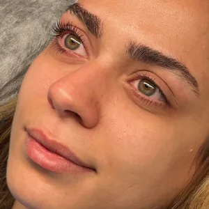 sanaasghari eyelash and eyebrow lamination and lift salon سالن لیفت و لمینت مژه و ابرو سانا اصغری بهترین سالن لیفت و لمینت مژه و ابرو در تهران
