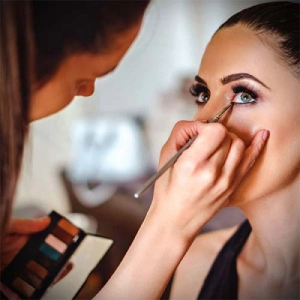 mahmoudi beauty academy (2) آموزشگاه محمودی - بهترین آموزشگاه مراقبت زیبایی در تهران