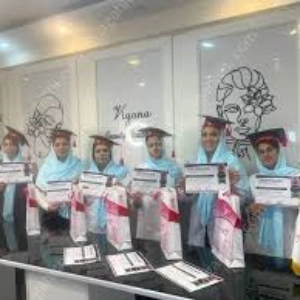 viona beauty academy (1) آموزشگاه ویونا- بهترین آموزشگاه مراقبت زیبایی در تهران