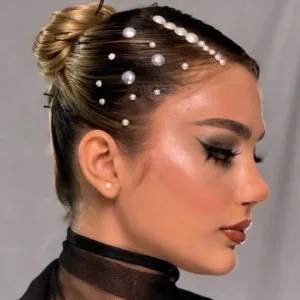 Eram beauty salon سالن زیبایی ارم بهترین سالن زیبایی در لاهیجان