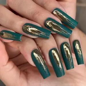 andya fallah nail salon (1) سالن کاشت ناخن آندیا فلاح - بهترین ناخن کار در کرج