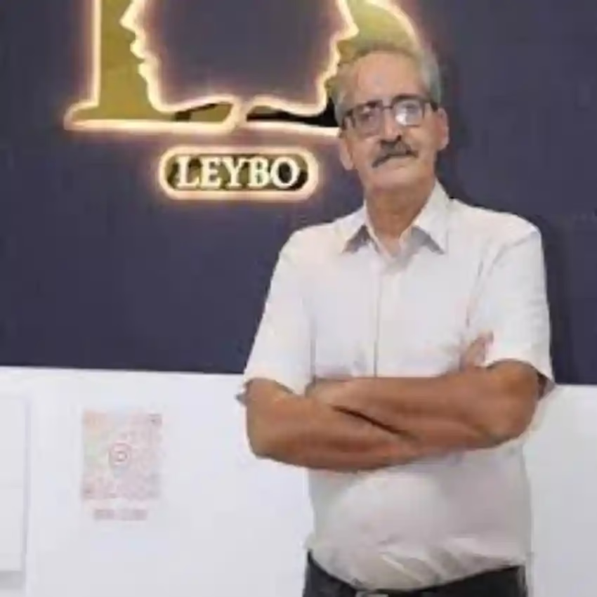 Dr. Mehdi Ghiathi laser center مرکز لیزر دکتر مهدی غیاثی بهترین مرکز لیزر در مشهد