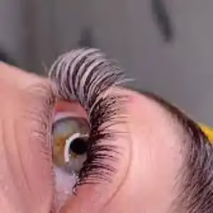 Maryam Moradi eyelash extension center3 مرکز اکستنشن مژه مریم مرادی بهترین مرکز اکستنشن مژه در اصفهان