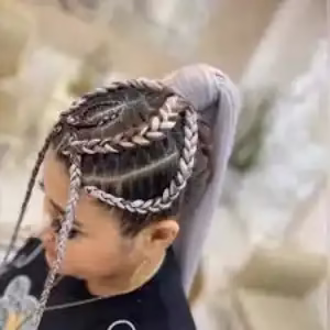 arayeshgah zananeh saghar shab3 آرایشگاه زنانه ساغر شب بهترین آرایشگاه زنانه در مشهد