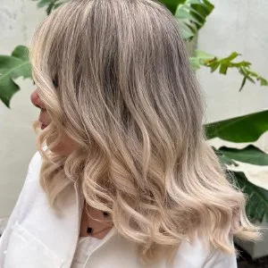 Abrisham beauty salon (1) سالن زیبایی ابریشم بهترین سالن زیبایی در ساری