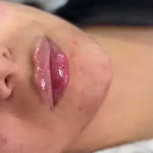 dr.mahsaderakhshani4