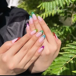 آکادمی زهرا احمدی