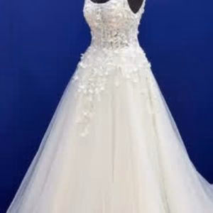 Cinderela bride mezon (4) مزون لباس عروس سیندرلا، بهترین مزون لباس عروس در کرمانشاه