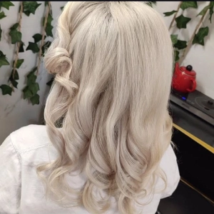 Gilda Hair Extension Salon in Tabriz (5) سالن اکستنشن مو گیلدا- بهترین سالن اکستنشن مو در تبریز