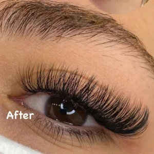 Mona yazdani Eyelash Extension salon (3) سالن اکستنشن مونا یزدانی، بهترین مژه کار در تهران
