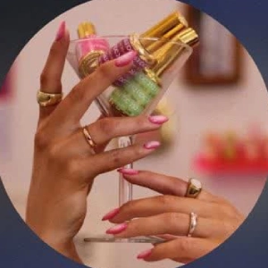 کاشت ناخن مینا الیاسی