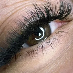 Shadi Shaghayegh Eyelash Extension Salon (1) سالن اکستنشن شادی شقایق، بهترین مژه کار در تهران
