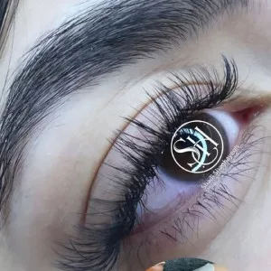 Shadi Shaghayegh Eyelash Extension Salon (3) سالن اکستنشن شادی شقایق، بهترین مژه کار در تهران